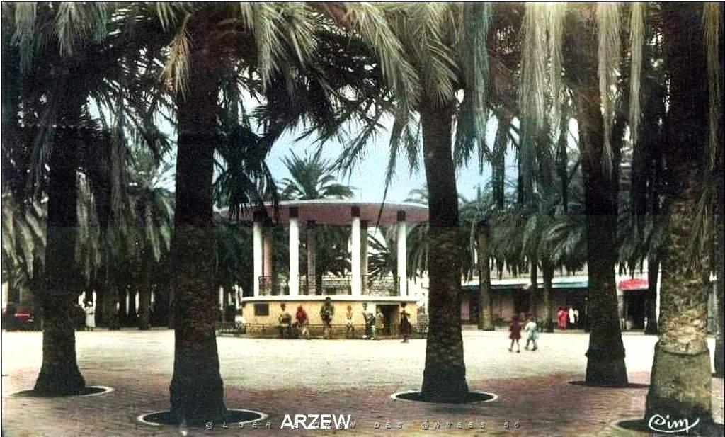 Arzew- Kiosque 01.jpg